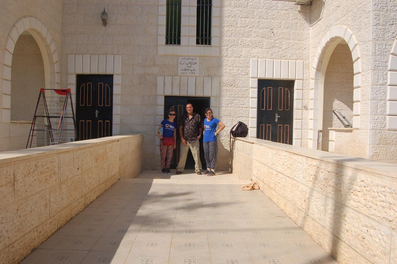 Jericho Waleed'S Hostel Exterior photo