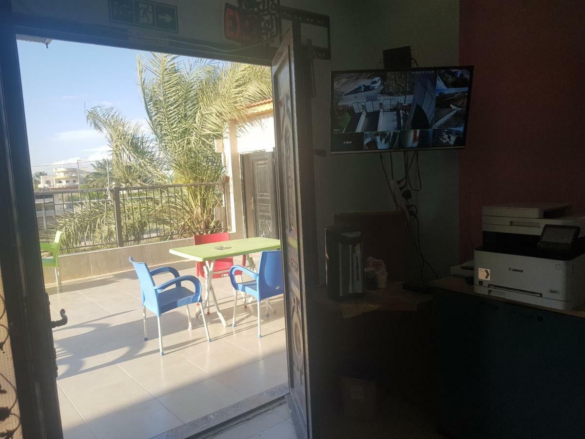 Jericho Waleed'S Hostel Exterior photo
